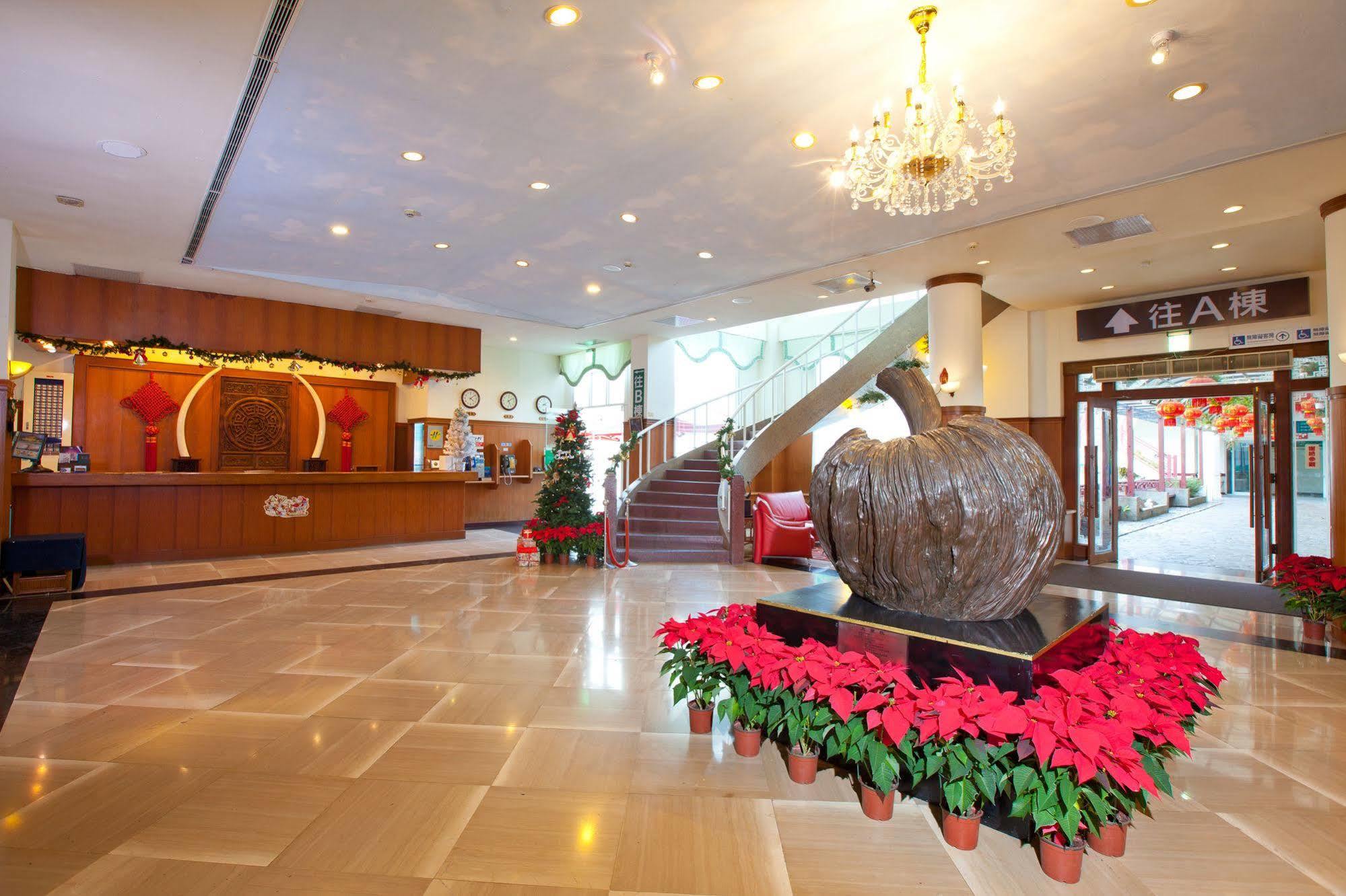 Lakeside Resort Nantou Экстерьер фото